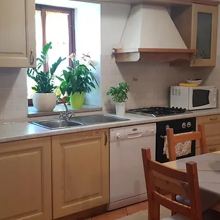 Vila Maja Vila *