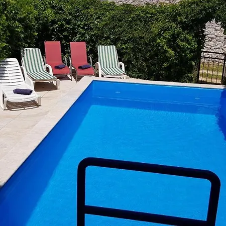 Vila Vila Maja Marasi